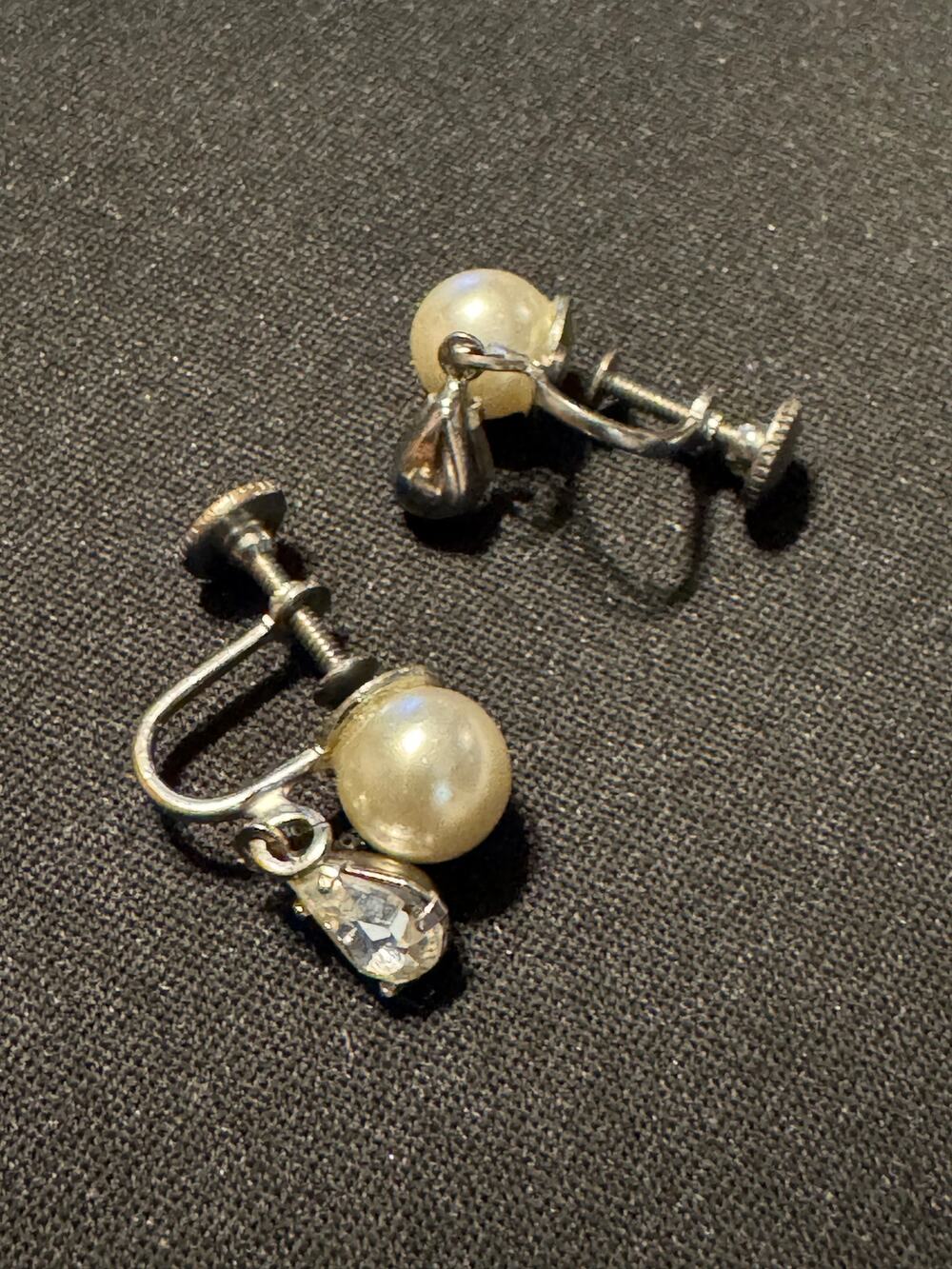 Vintage Faux Pearl Rear Drop Rhinestone Screw-back Earrings
